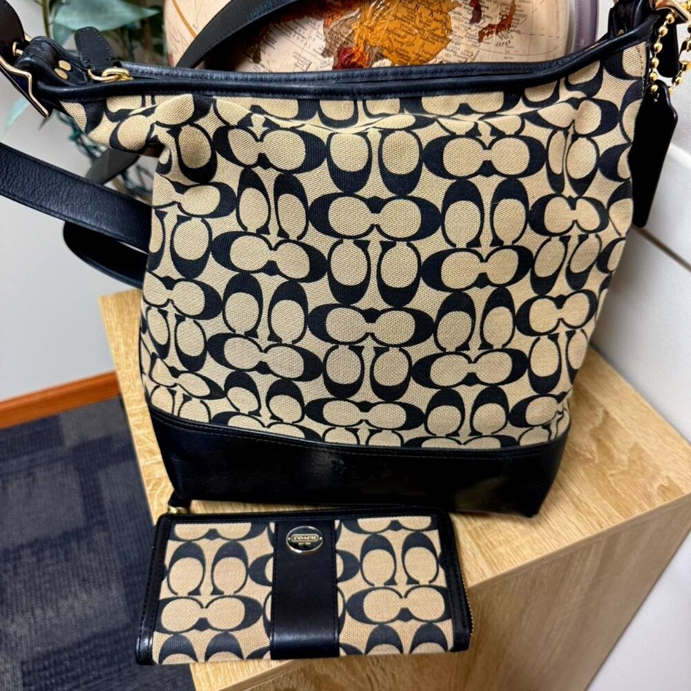 Coach signature legacy duffel style number 32684 AND wallet!